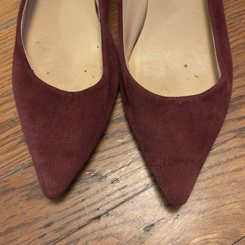 Ivanka Trump  Plum Suede Leather Closed Toe  Pointy Toe Heels size 6.5